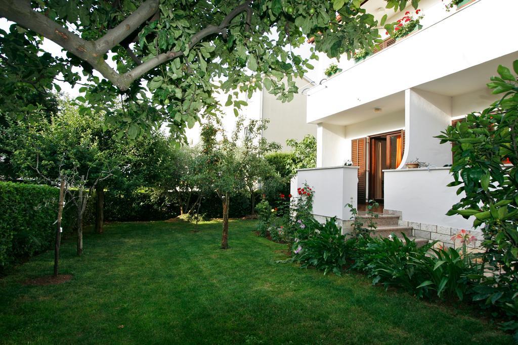 Apartment Nerina Poreč Extérieur photo